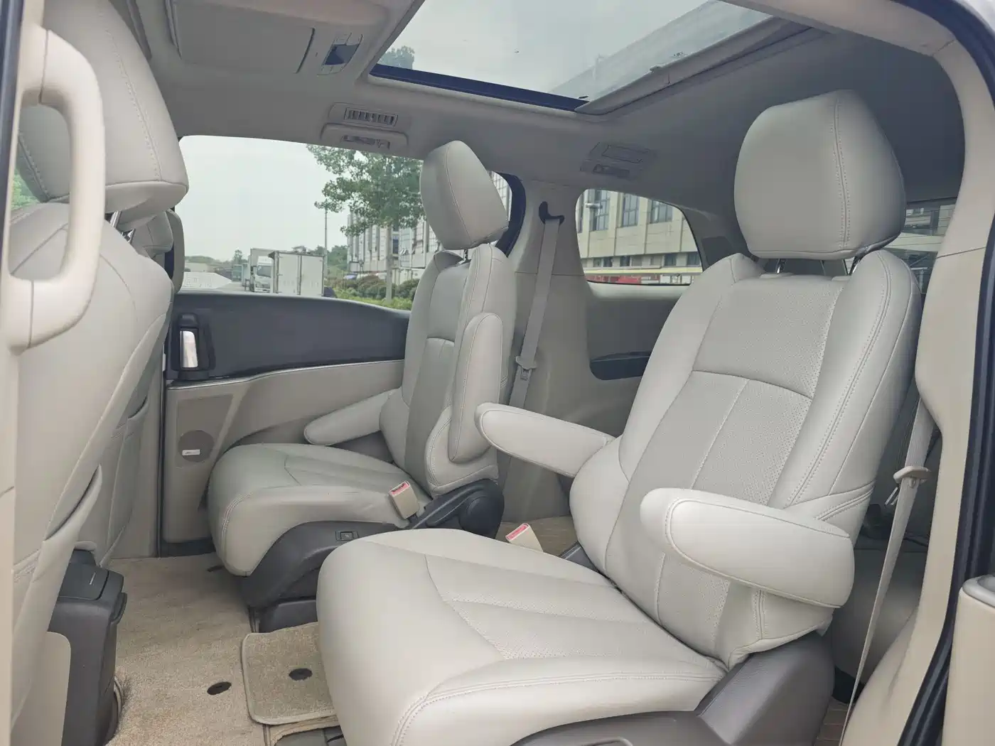 Buick GL8 2013 3.0L XT Luxury Business Flagship Edition фото 5