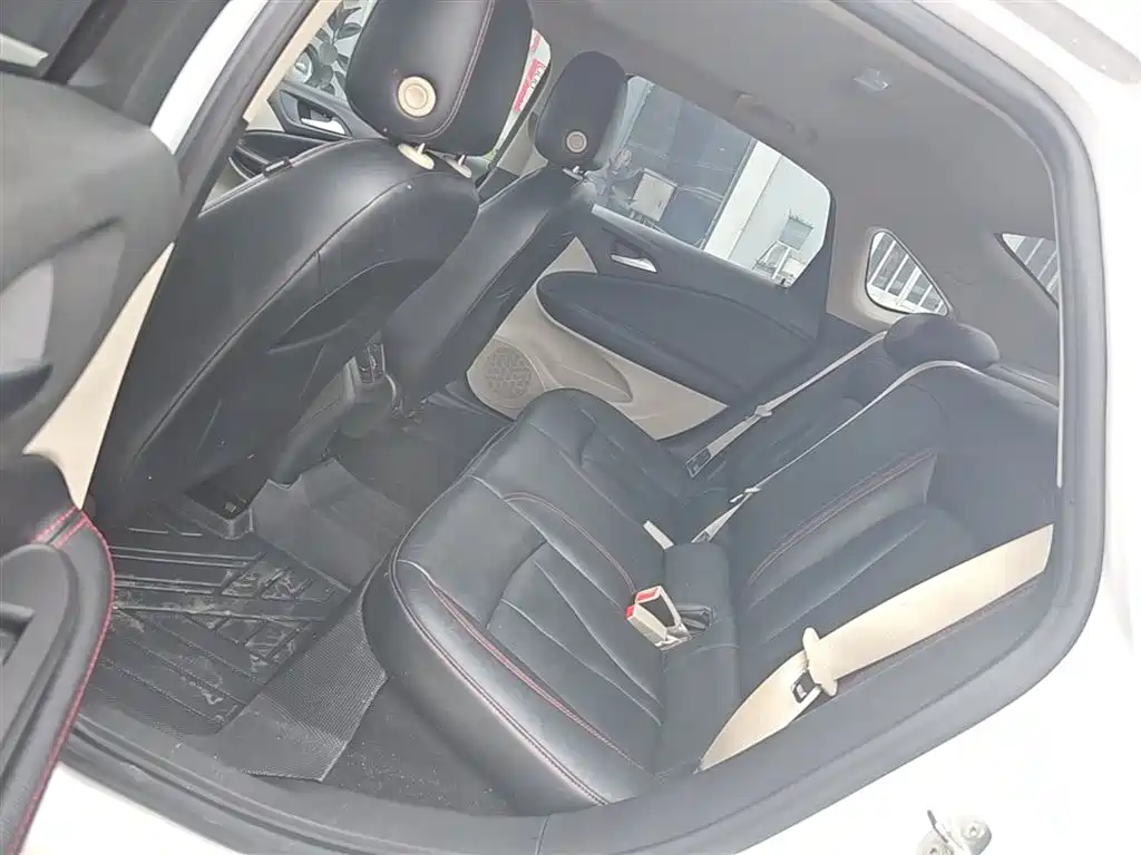 Buick Verano 2018 Sedan 15S Automatic Progressive фото 17