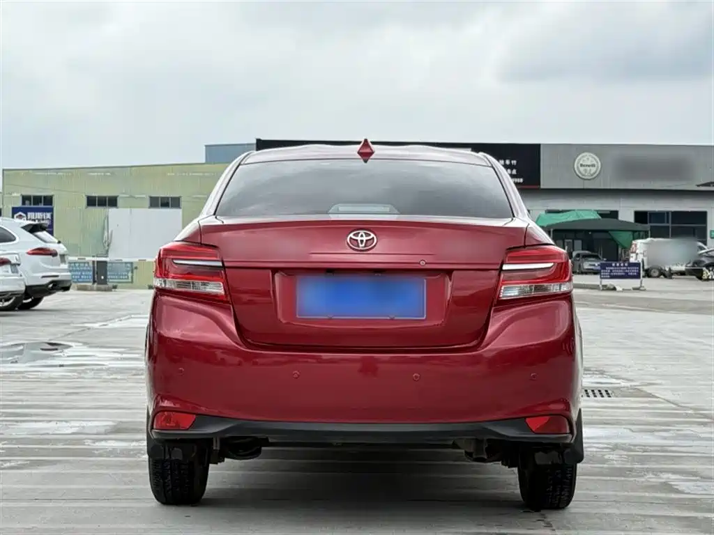 Toyota YARiS L Zhi Xiang 2017 1.5E CVT Charming Edition фото 18