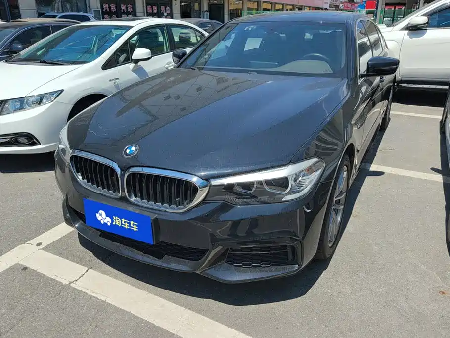 BMW 5 Series 2020 525Li M Sport Package