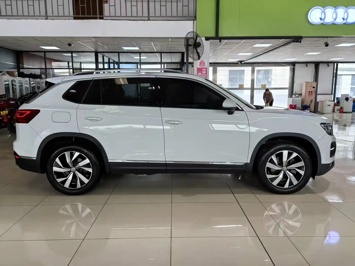 Volkswagen Tayron 2019 330TSI 2WD Luxury China VI фото 16