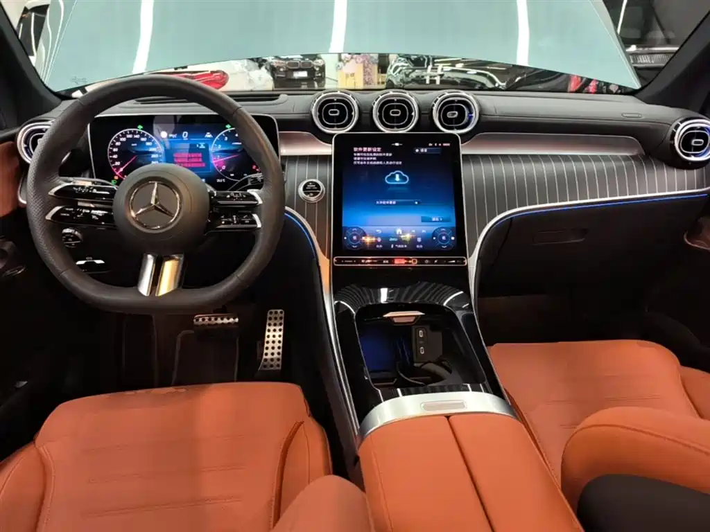 Mercedes-Benz GLC 2025 GLC 300 L 4MATIC Luxury 5-seater фото 10