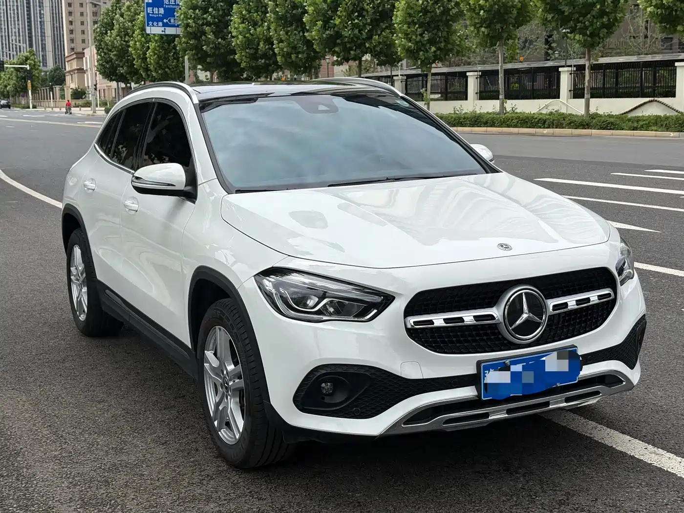 Mercedes-Benz GLA 2023 GLA 200