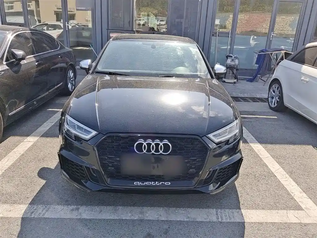 Audi S3 2019 Audi S3 2.0T Limousine фото 3