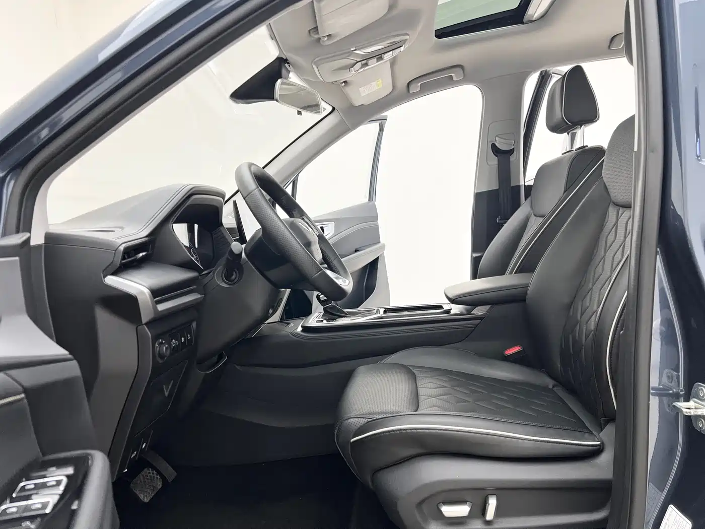 Wuling Motors Wuling Jiachen 2023 2022 1.5T CVT Exclusive Flagship Model