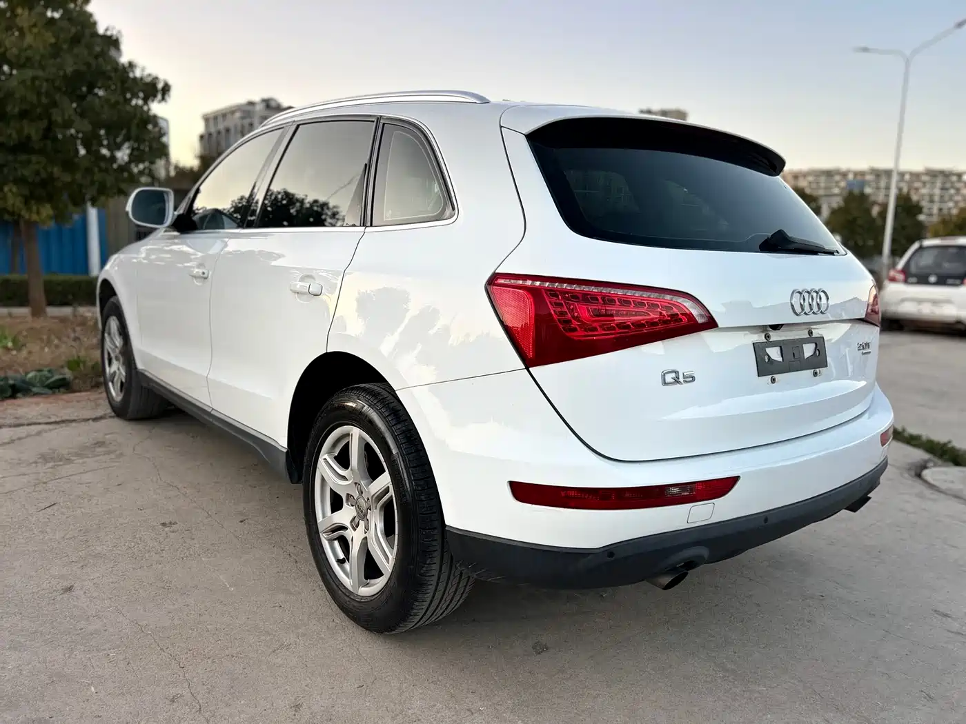Audi Q5 2010 2.0TFSI Progressive фото 6