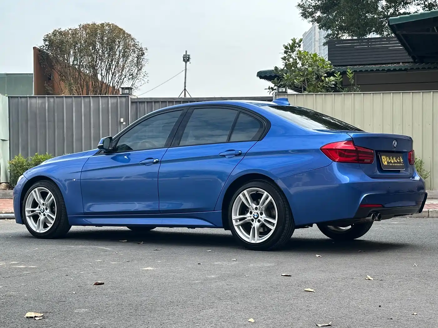 BMW 3 Series 2017 320i M Sport фото 4