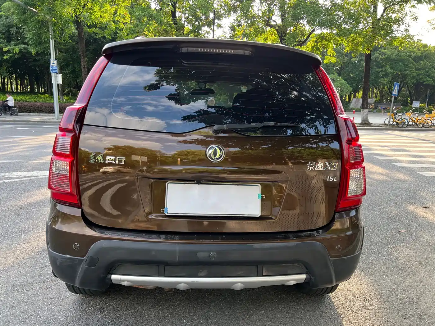Dongfeng Fengxing Joyear X3 2015 2015 1.5L Comfort Model