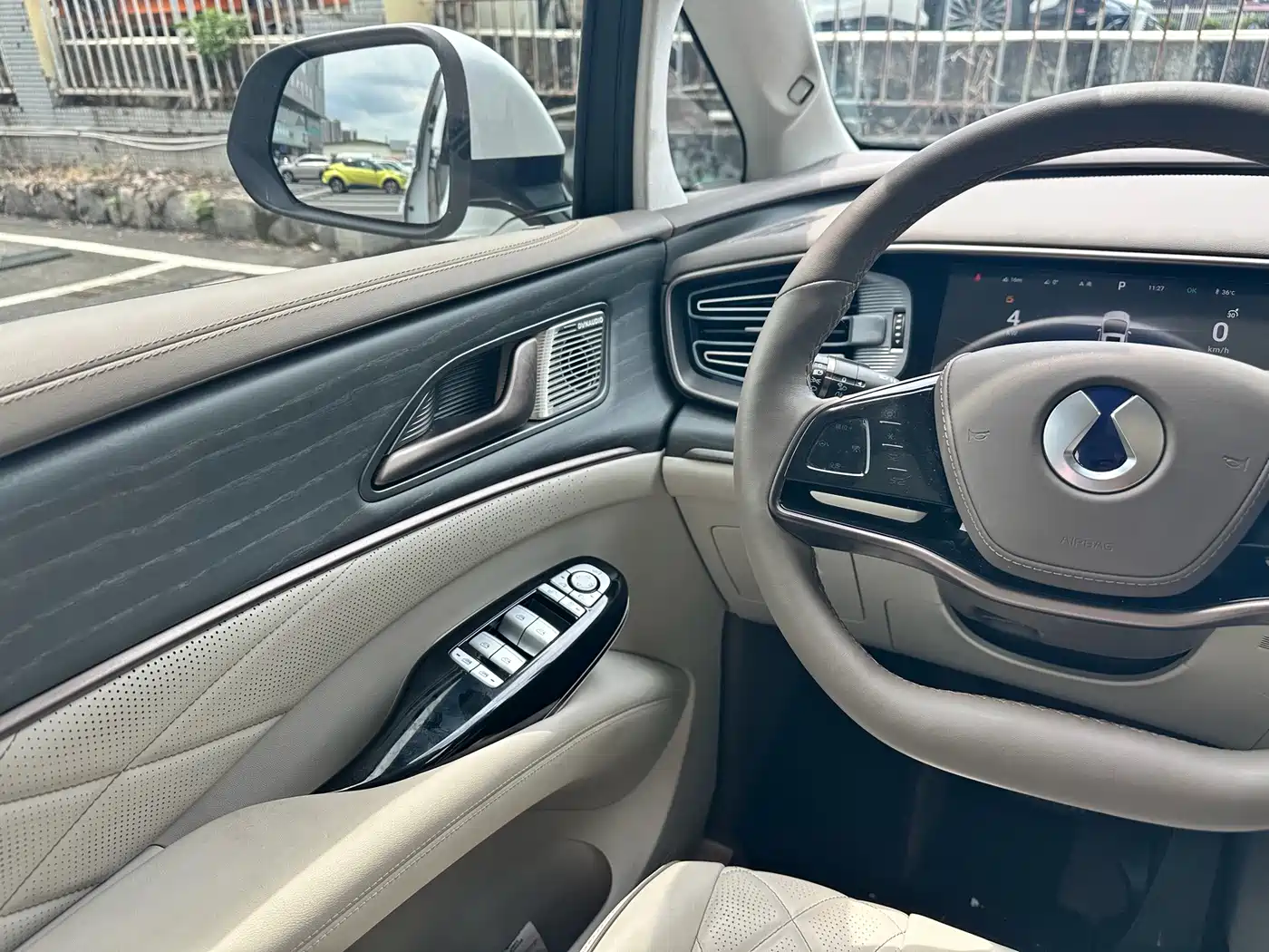 Denza D9 2022 2022 DM-i 970 AWD Flagship