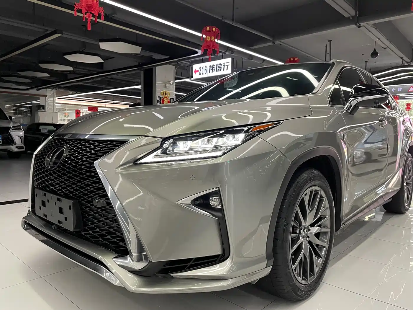 Lexus RX 2016 300 4WD F SPORT Edition China VI фото 3