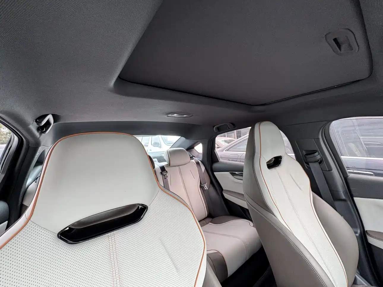 BYD Qin PLUS 2024 Glory Edition DM-i 120KM Premium фото 14