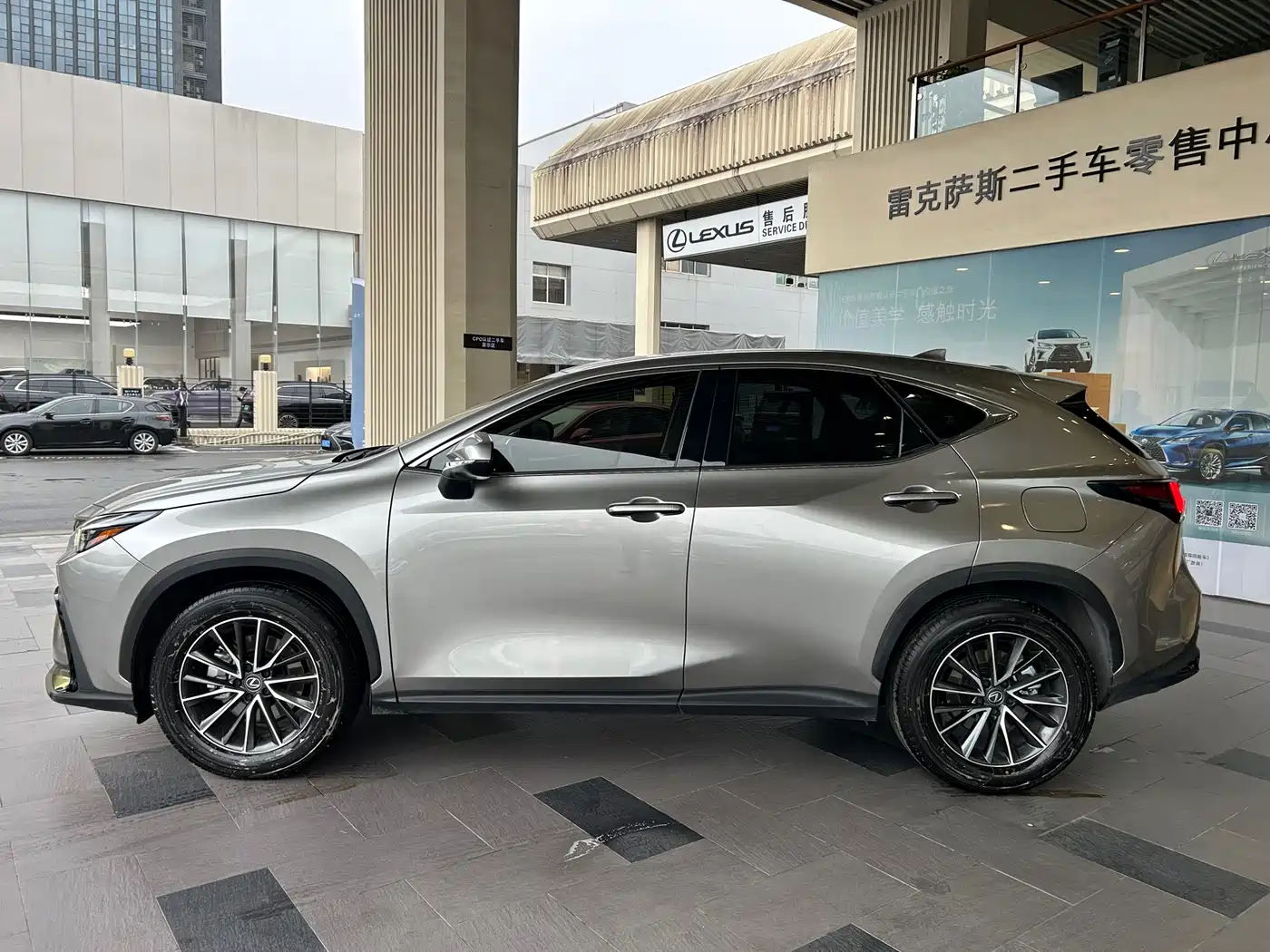 LEXUS NX