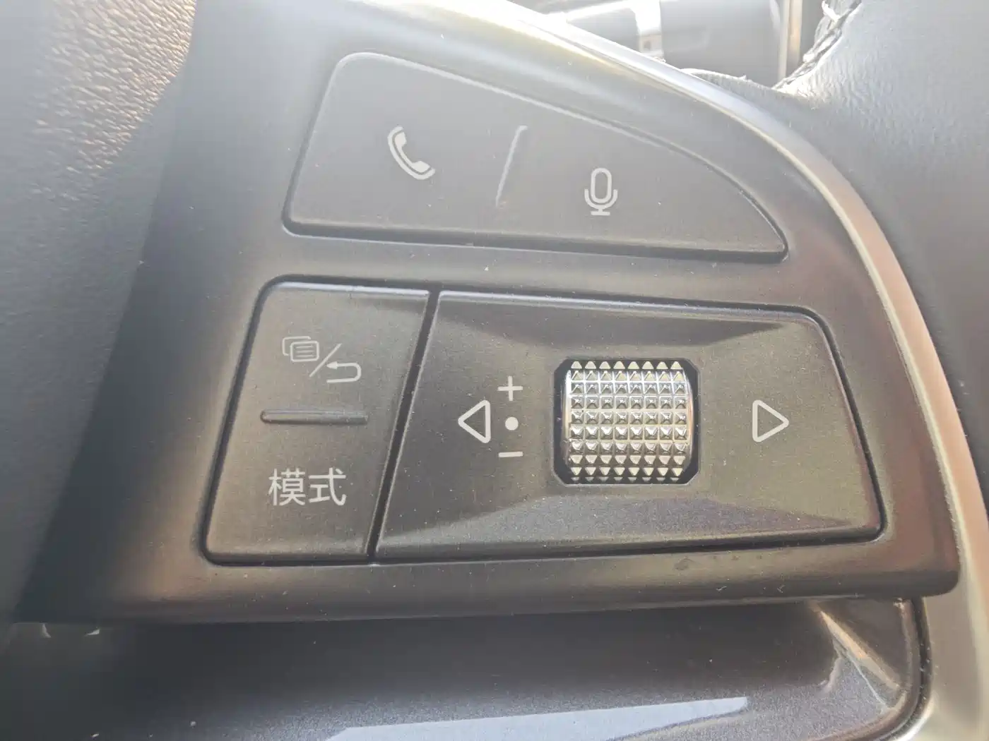 BYD Destroyer 05 2024 Glory Edition DM-i 120KM Flagship фото 6