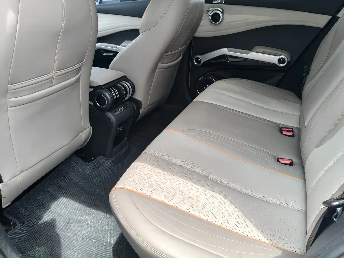 BYD Yuan PLUS 2024 Glory Edition 510KM Advanced фото 8