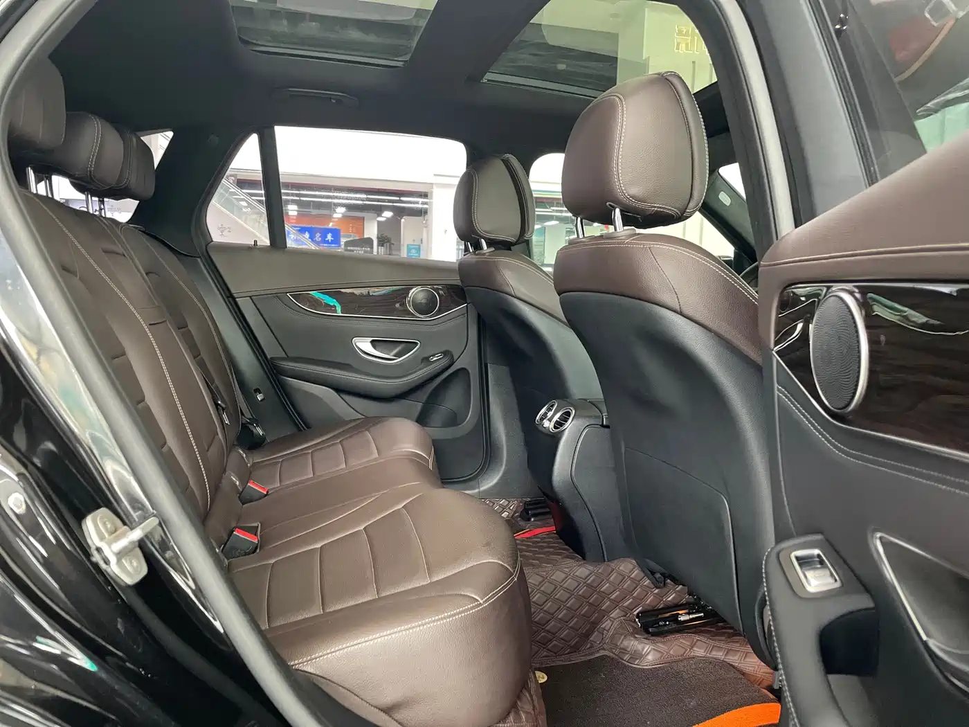 Mercedes-Benz GLC 2016 GLC 260 4MATIC Dynamic фото 13