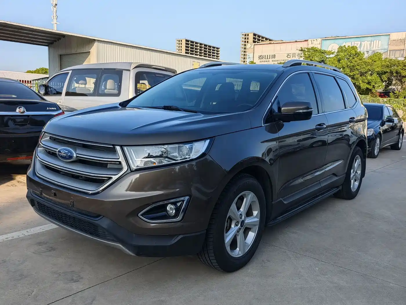 Фото 1 - Ford Edge