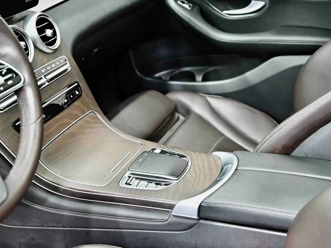 Mercedes-Benz GLC 2020 GLC 300 L 4MATIC Dynamic фото 21