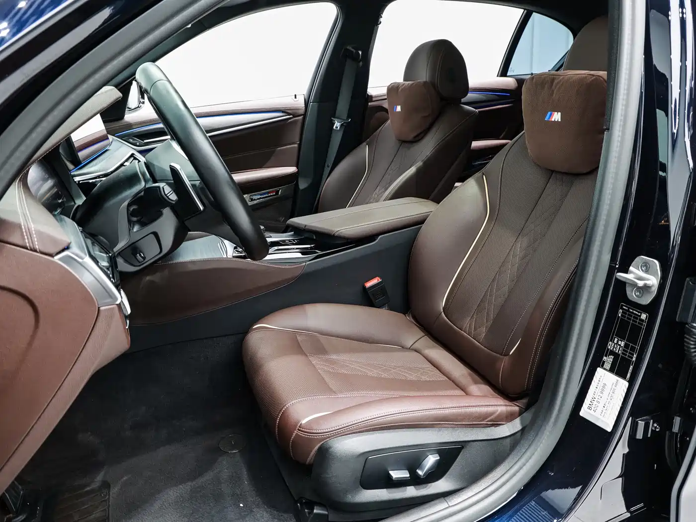 BMW 5 Series 2022 530Li Leading M Sport Package фото 9