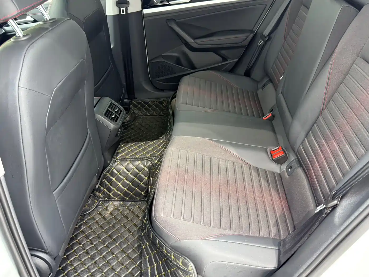 Volkswagen Lavida 2023 280TSI DSG Starlight Comfort Edition фото 14