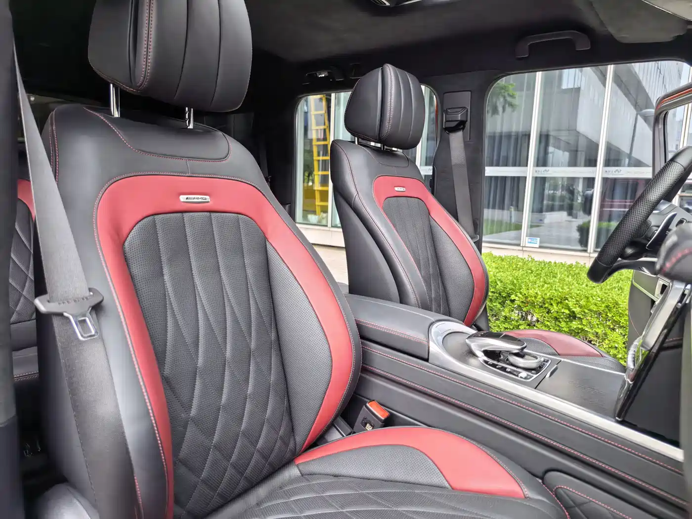 Mercedes-Benz G-Class AMG 2022 AMG G 63 фото 42