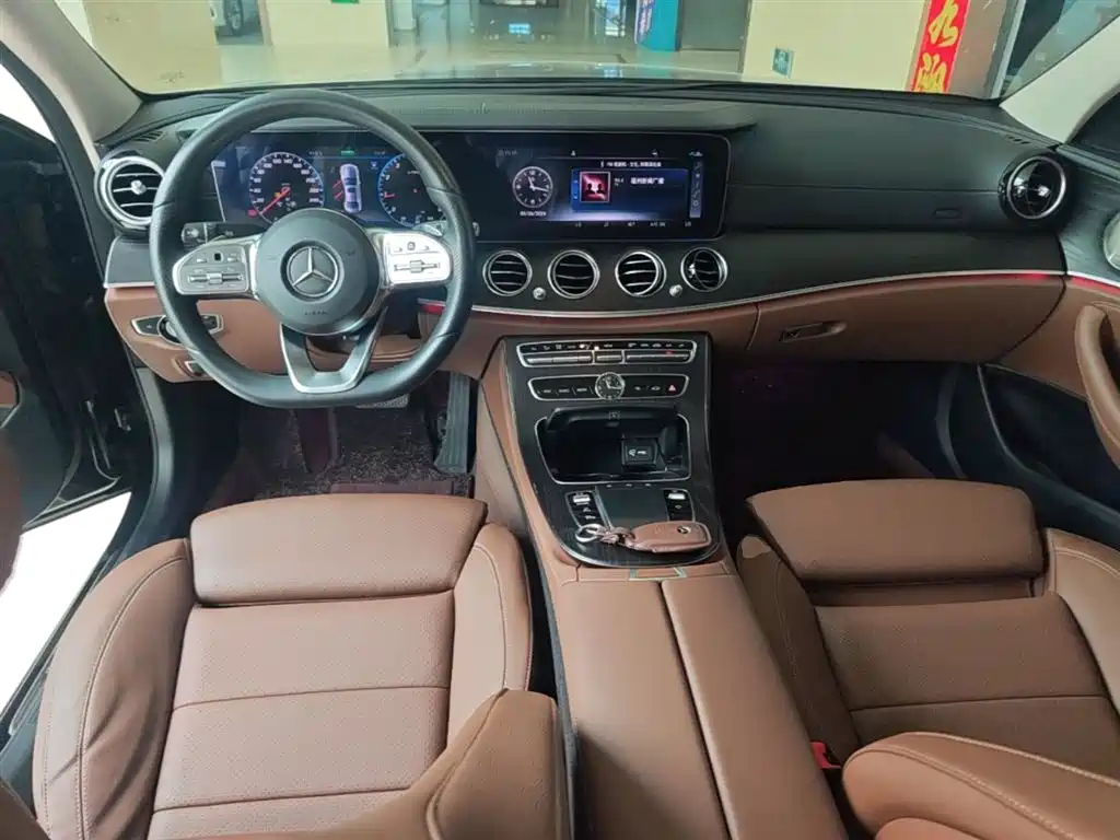 Mercedes-Benz E-Class 2019 E 260 L Sport фото 10