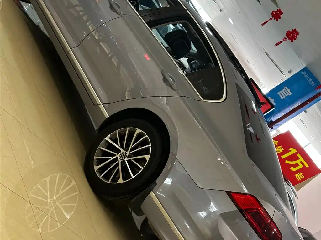 Volkswagen Magotan 2020 330TSI DSG Luxury фото 23