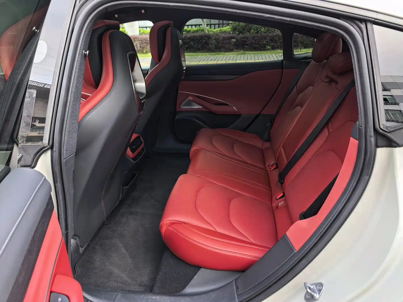 Xiaomi Auto Xiaomi SU7 2024 RWD Long Range Intelligent Driving Edition фото 12