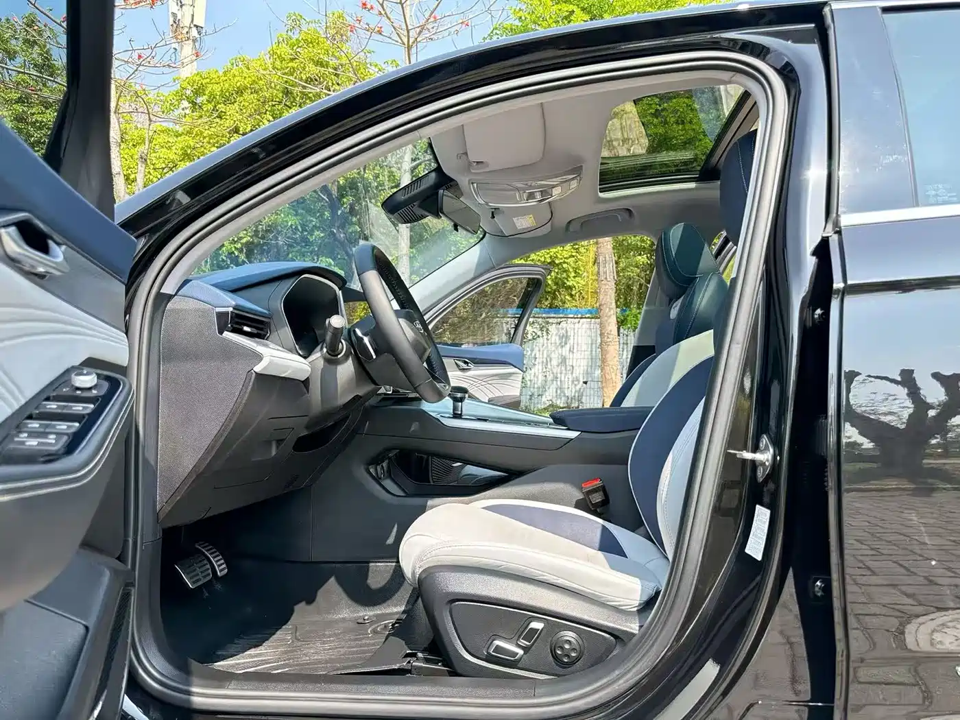 GEELY AUTOMOBILE XINGRUI