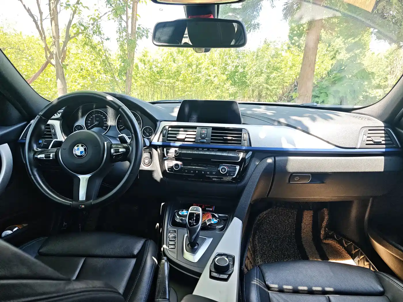 BMW 3 Series 2019 320i M Sport Package фото 10