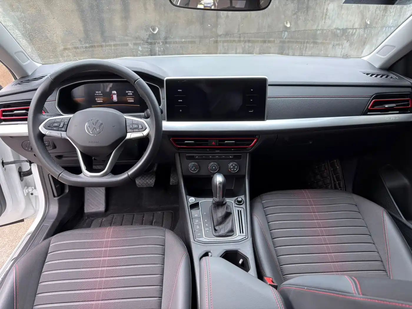Volkswagen Lavida 2023 280TSI DSG Starlight Comfort Edition фото 16