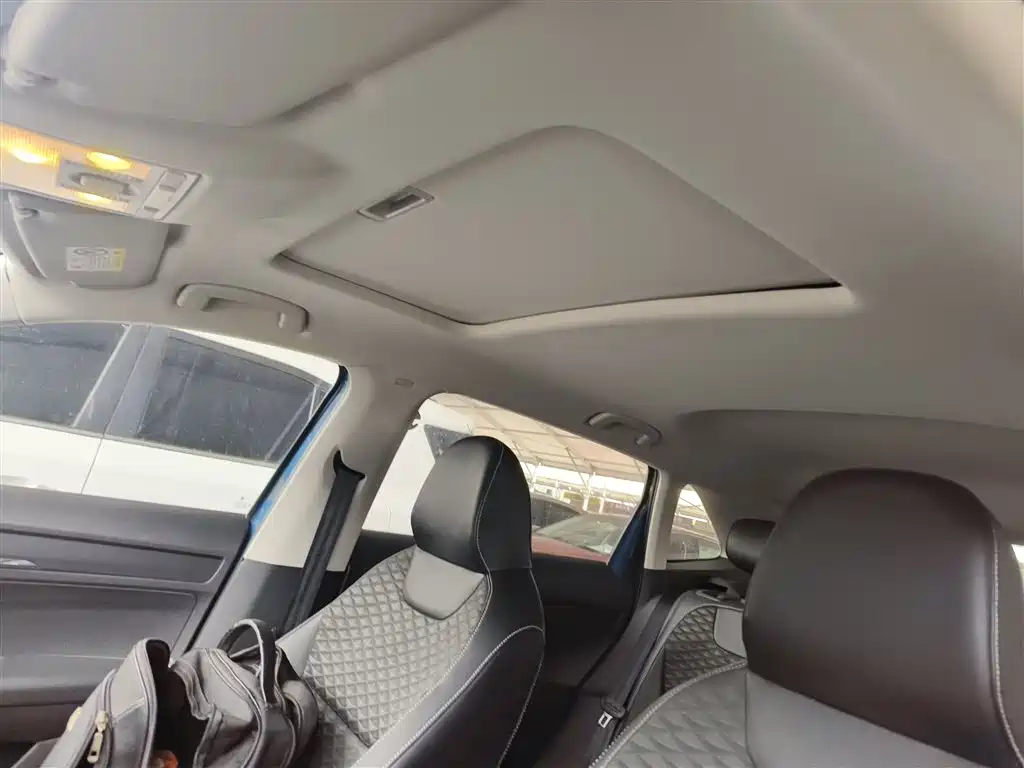 Škoda Kamiq 2018 1.5L Automatic Comfort Version China VI фото 14