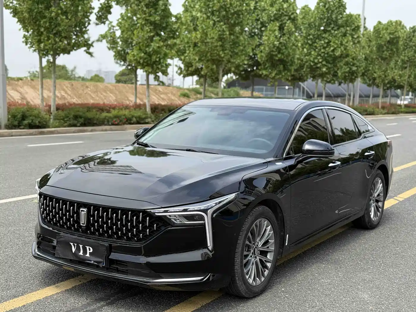 Besturn B70 2023 Model 3rd Gen 1.5T Automatic Joy 70th Anniversary Edition