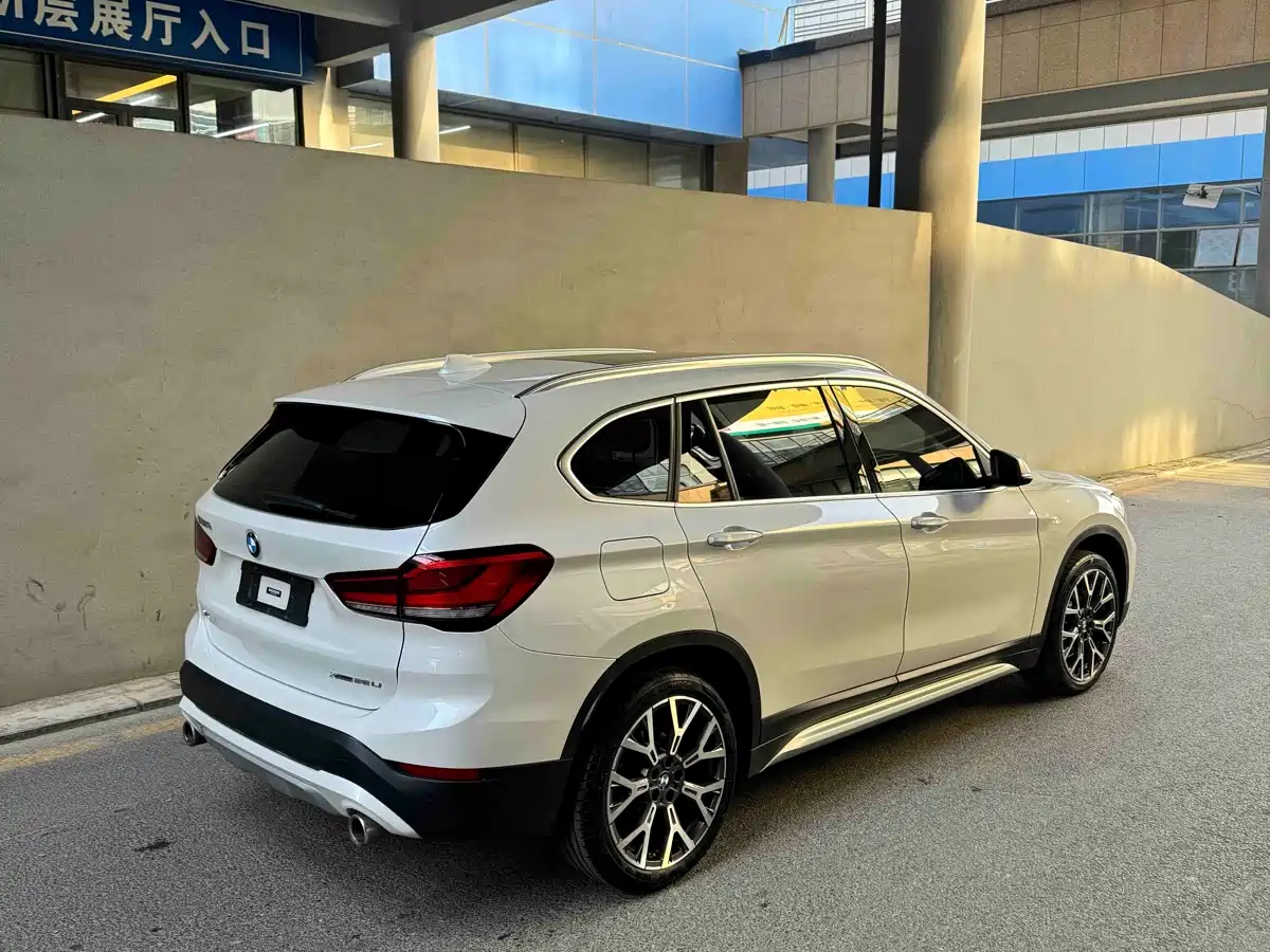 BMW X1 2022 Facelift xDrive25Li Premium Edition фото 6