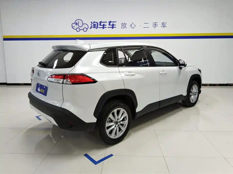 Toyota Corolla Cross 2024 2.0L Elite Edition фото 3