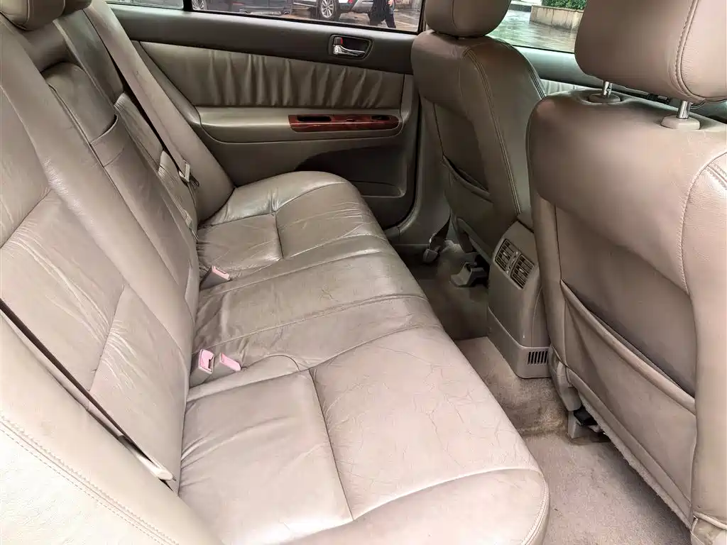 Toyota Camry (Overseas) 2005 2.4 Luxury Edition фото 7