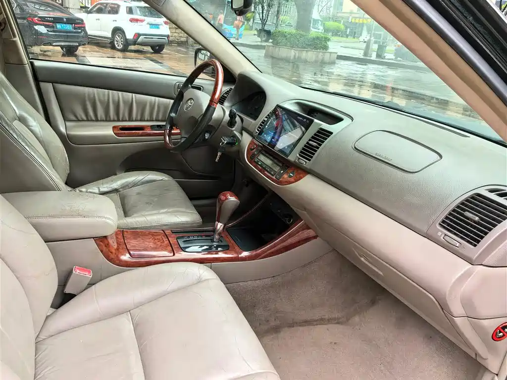 Toyota Camry (Overseas) 2005 2.4 Luxury Edition фото 6