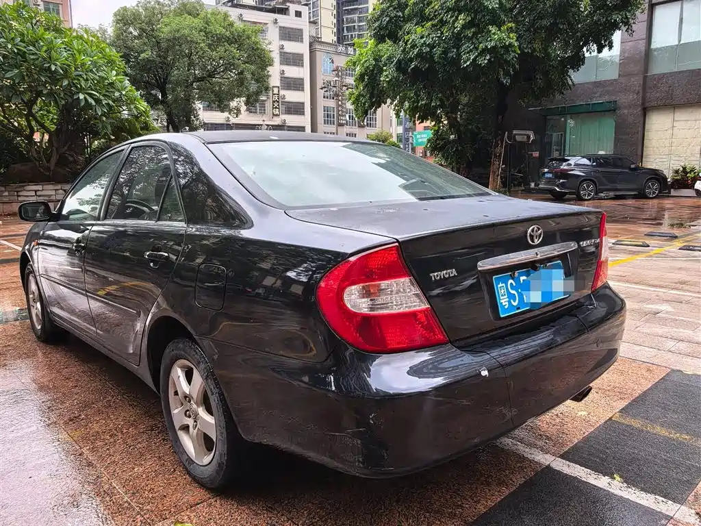 Toyota Camry (Overseas) 2005 2.4 Luxury Edition фото 13