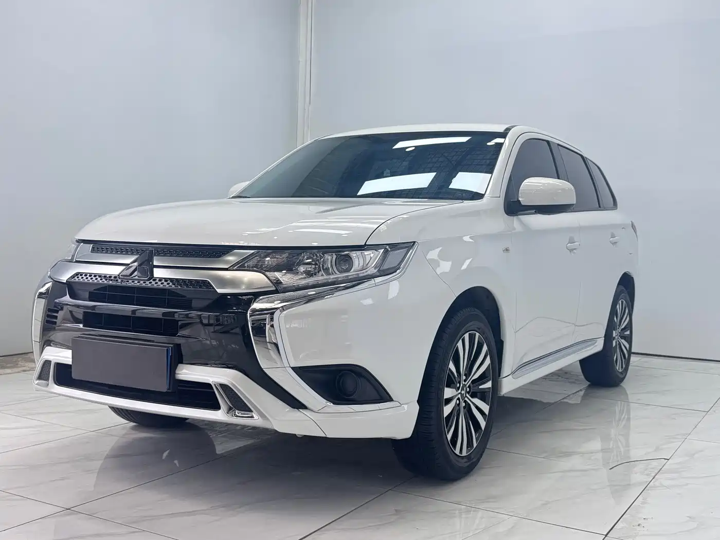 Mitsubishi Outlander 2021 2.0L 2WD Smooth Ride Version 5-Seater