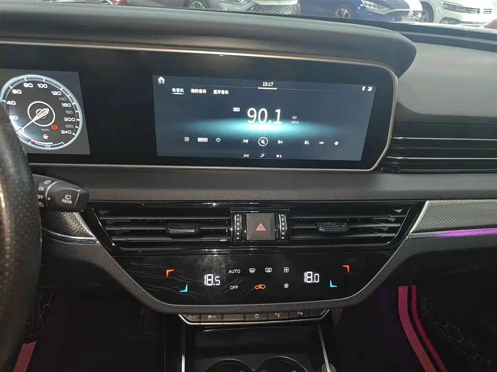 Hongqi HS5 2019 2.0T Smart Connect Enjoy 4WD Edition фото 15
