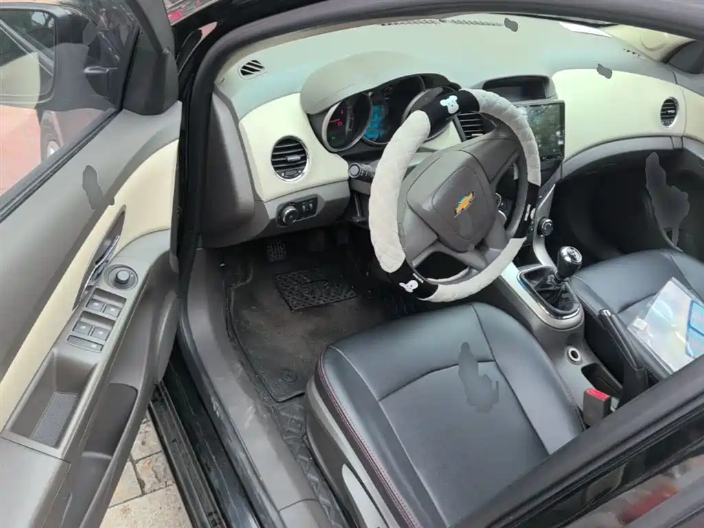 Chevrolet Cruze 2015 1.5L Classic SL MT фото 16