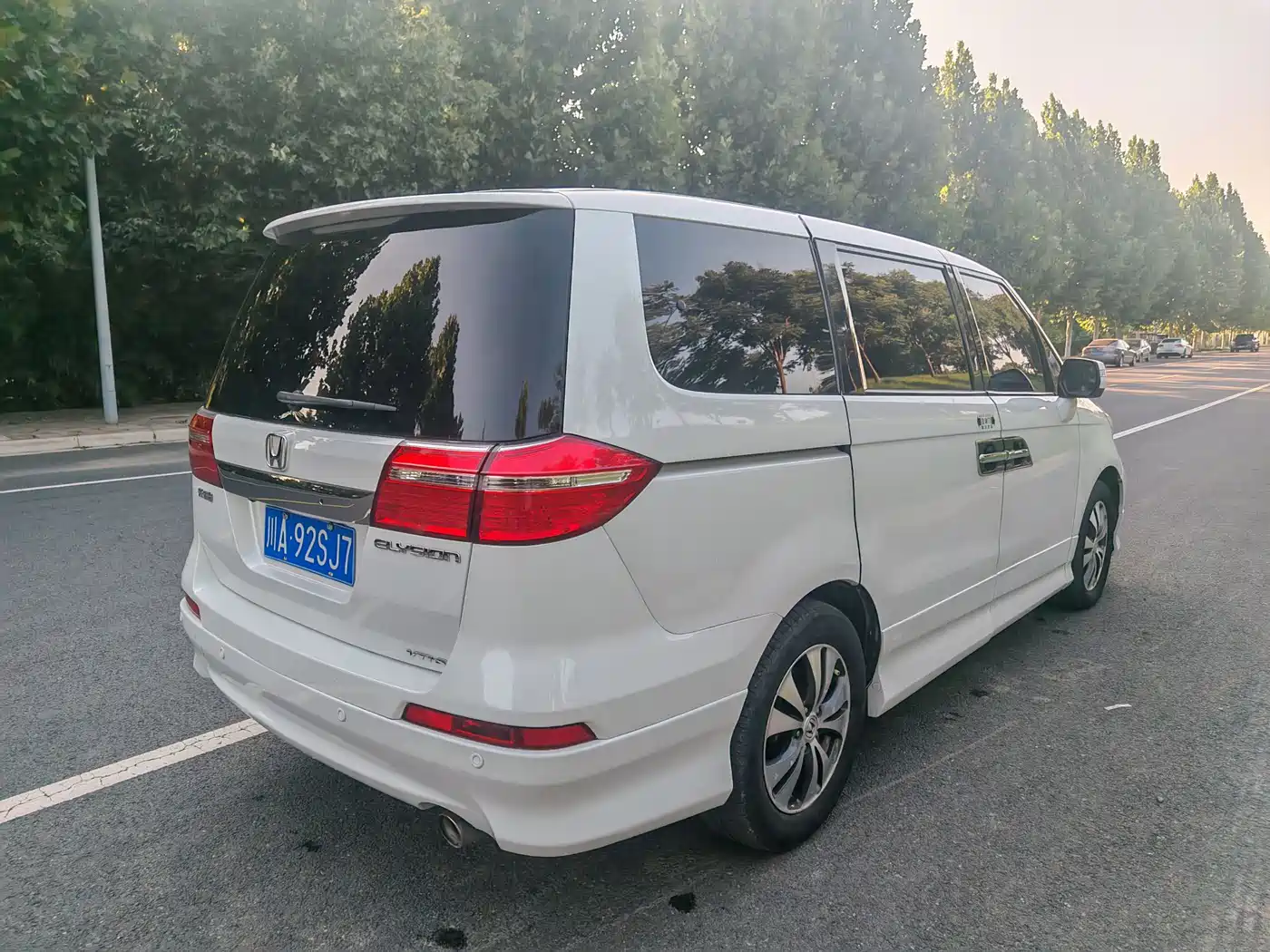Honda Elysion 2014 2012 2.4L VTi-S Premium Edition
