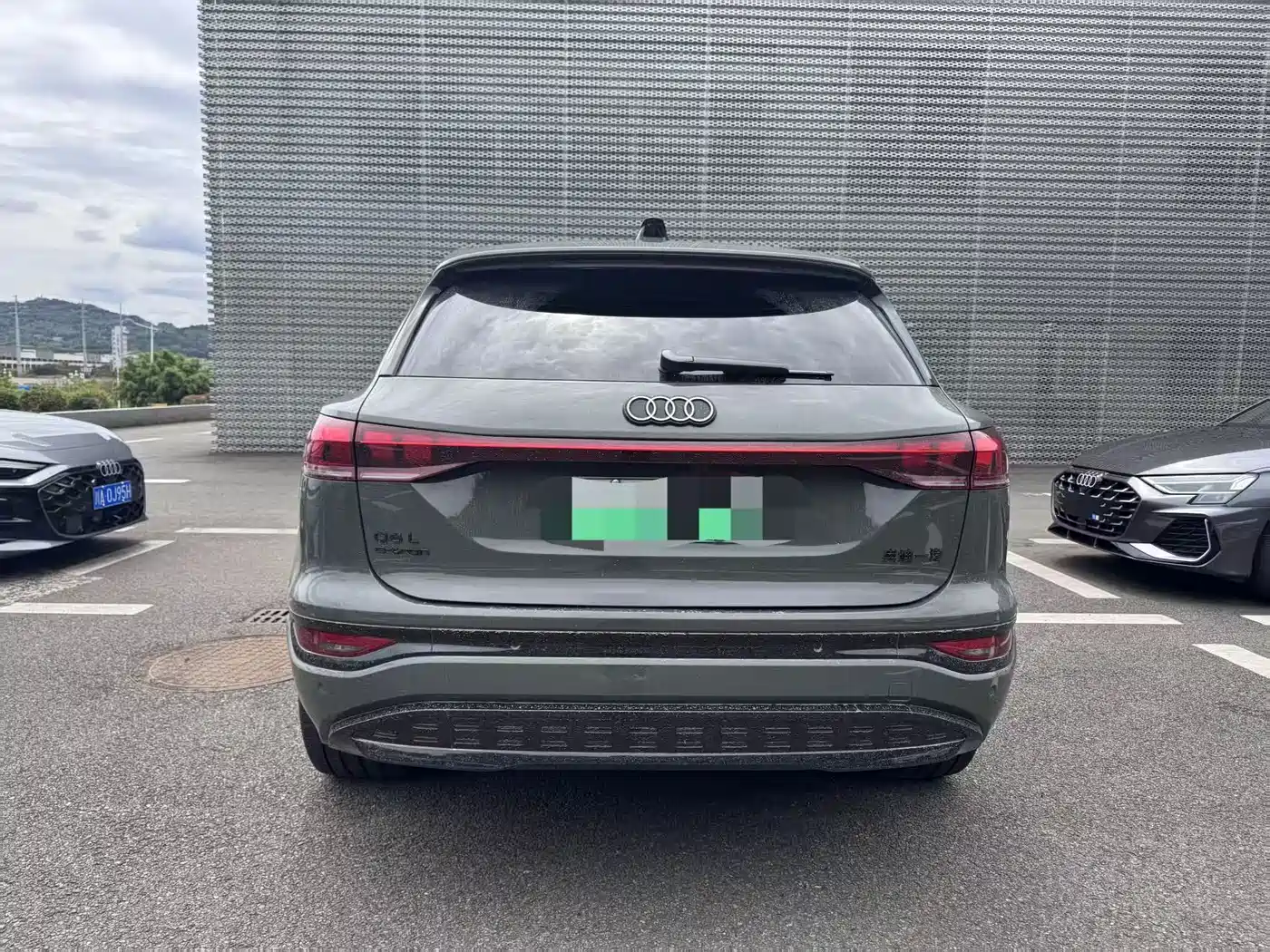 Audi Q6L e-tron 2025 Model Pioneer Edition фото 3