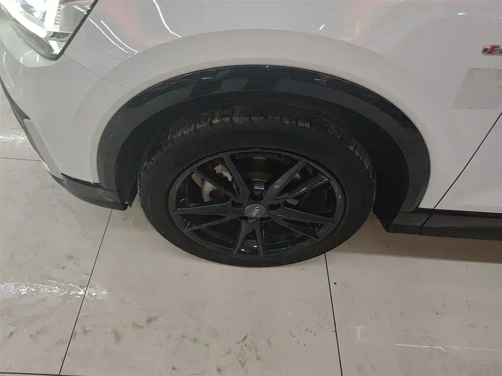 Audi Q2L 2018 35 TFSI Launch Exclusive Edition China VI фото 23