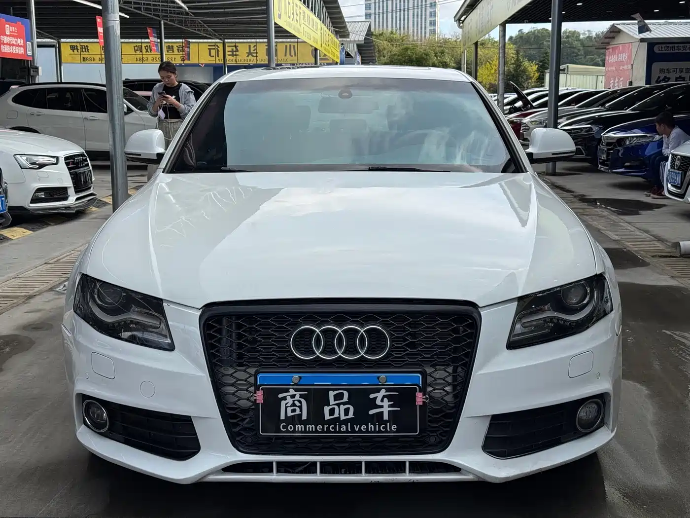 Audi A4L 2012 2.0 TFSI Auto Standard фото 2