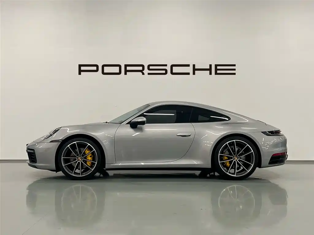 Porsche 911 2023 Carrera 3.0T фото 2