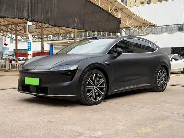 Zhijie Luxeed R7 2024 Pure Electric 802km Max