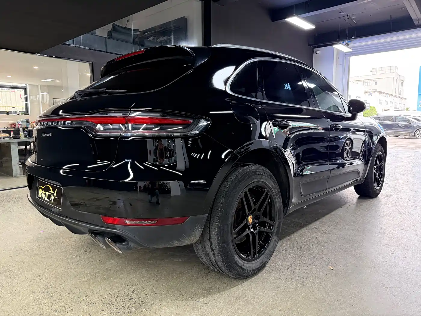 Porsche Macan 2018 Macan 2.0T фото 13