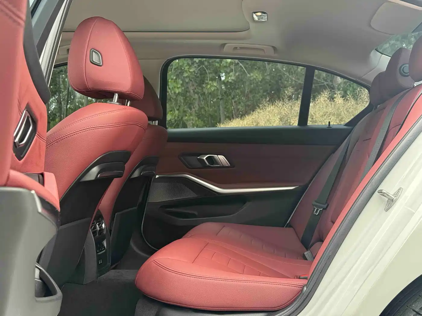 BMW 3 Series 2021 320Li M Sport Package фото 6