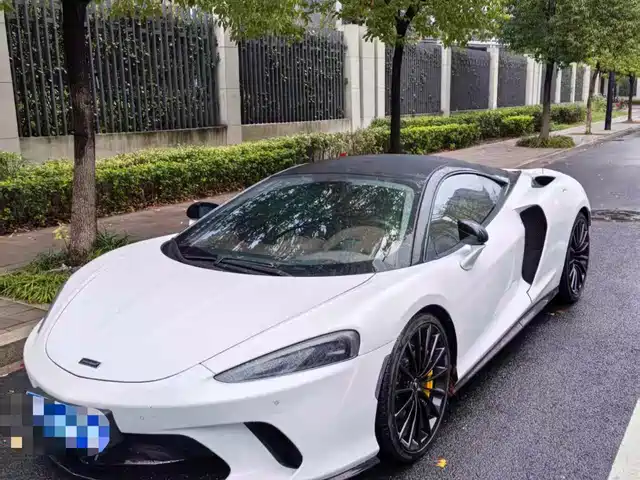 mclaren gt