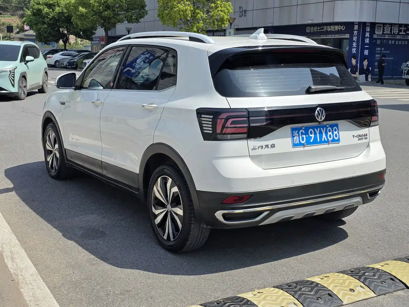 Volkswagen T-Cross 2019 280TSI DSG Luxury Edition фото 3